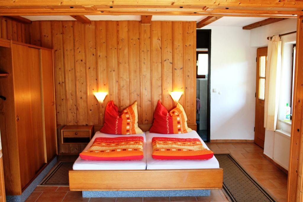 Ferienwohnungen Quellenhof Bad Reichenhall Δωμάτιο φωτογραφία